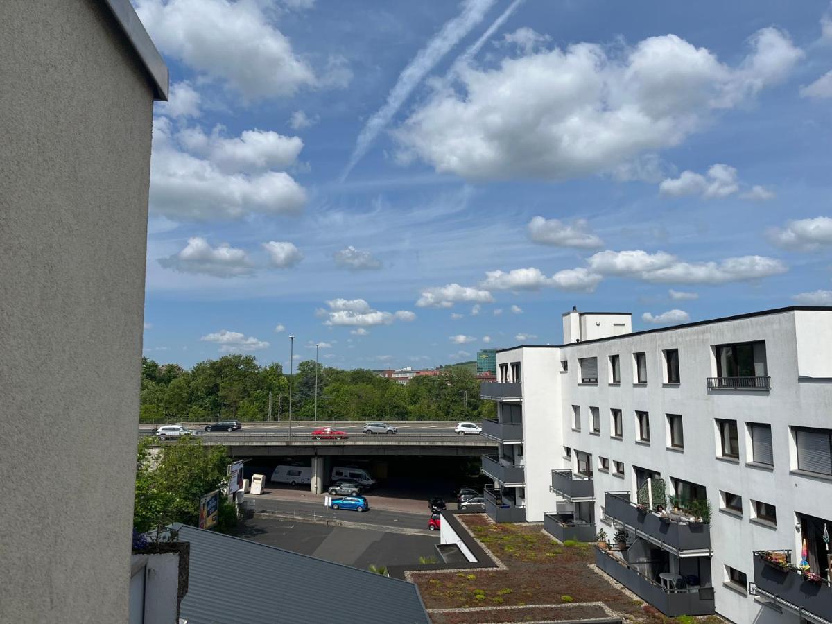 Apartment Naehe Hauptbahnhof Und Innenstadt Wurzburg Exterior photo
